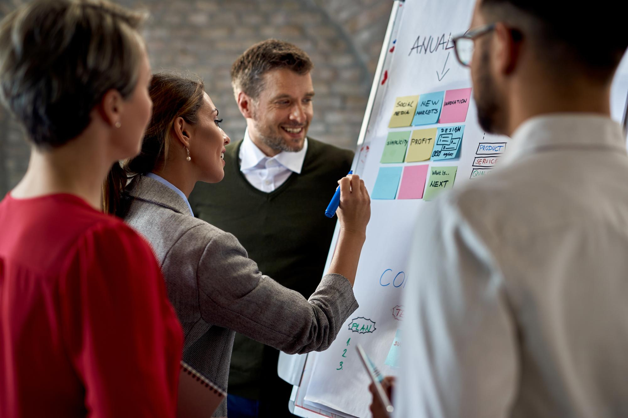 <Estrategia de marketing digital para emprendedores> Estrategia de marketing digital para emprendedores